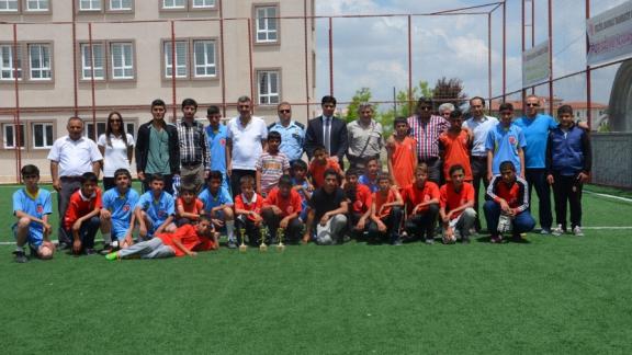 Ortaokullar Futbol Turnuvası Sonuçlandı